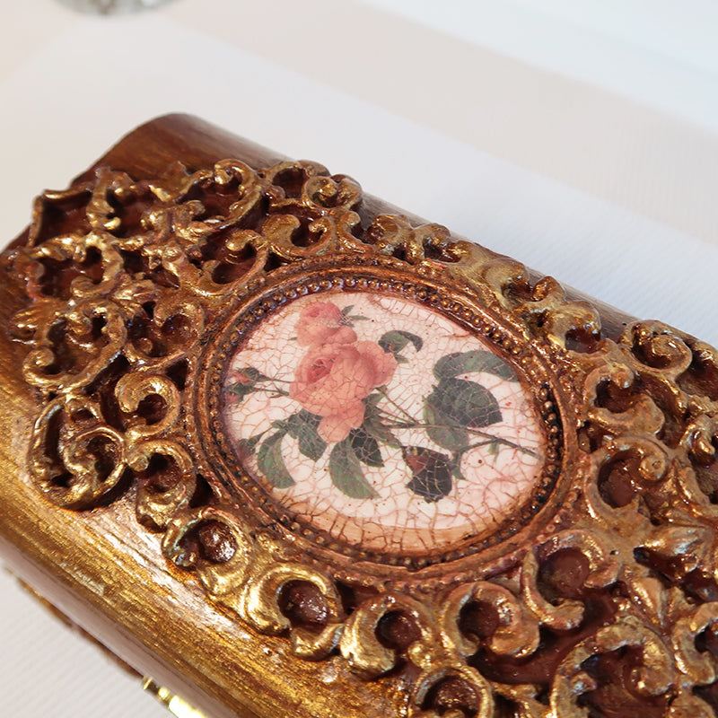 Puošni vintažinio stiliaus rankų darbo medinė dėžutė rudos spalvos auksinė vintažinė dėžutė su aukso akcentais, ideali papuošalams, žiedams, vestuvėms ir kitoms ypatingoms progoms, dovanų idėjos, prabangios rankų darbo dovanos internetu